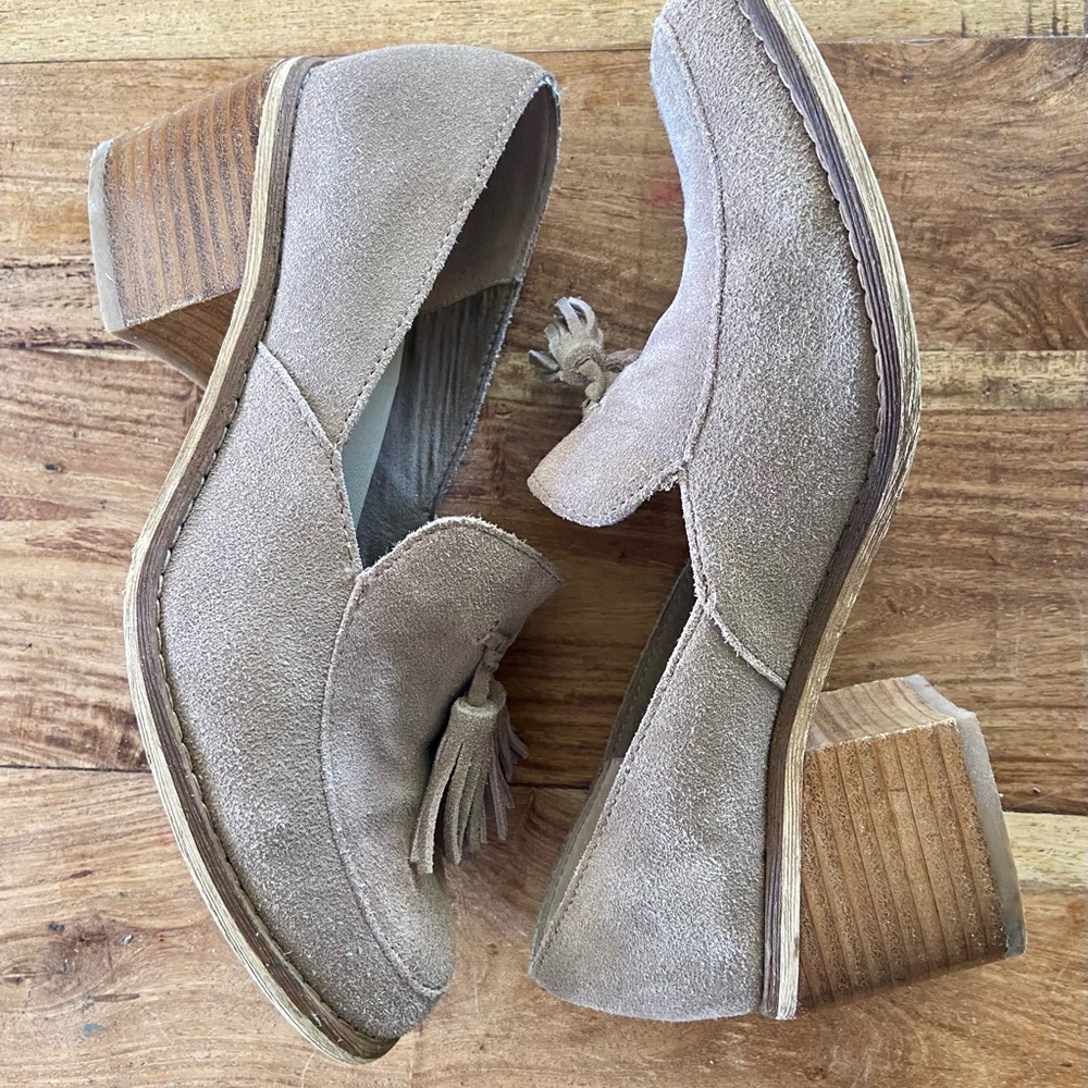 Seychelles Taupe Suede Tassel Block Heel Mules